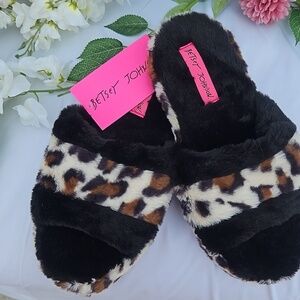 LEOPARD n BLACK BETSEY JOHNSON SLIPPERS